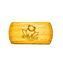 Laden Sie das Bild in den Galerie-Viewer, Kindernagelbürste mit verschiedene Motiven zur Auswahl